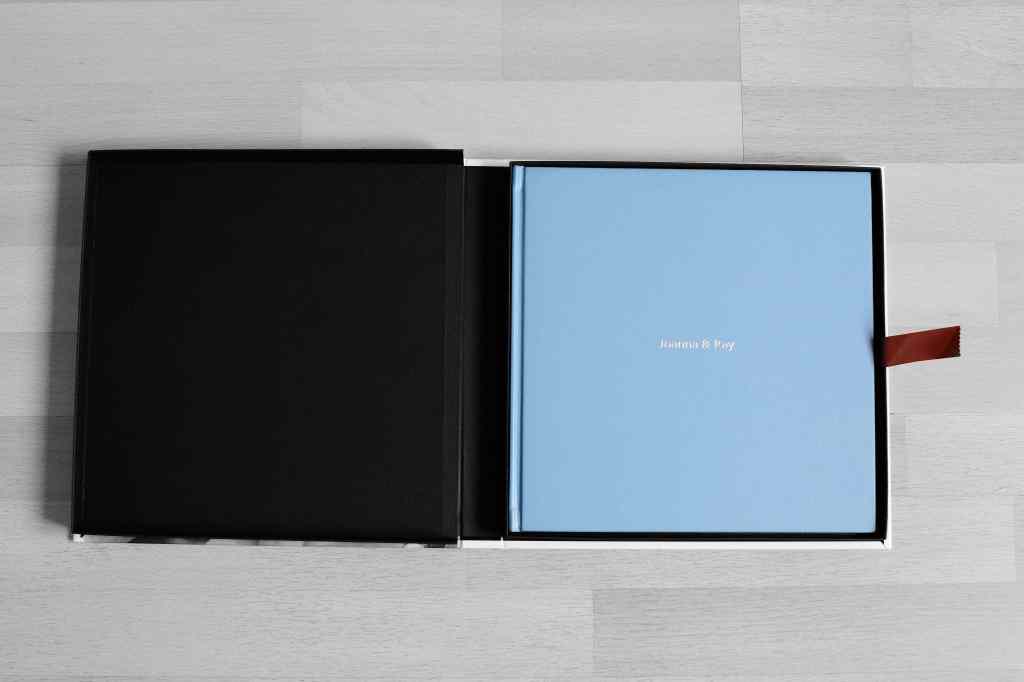 Contemporary Photo Album for Wedding